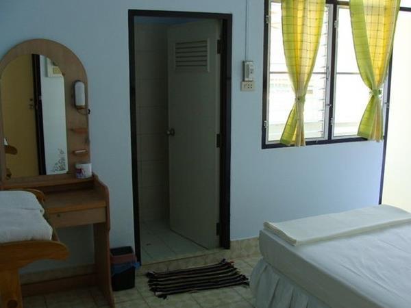 Fame Guesthouse Chumphon Εξωτερικό φωτογραφία